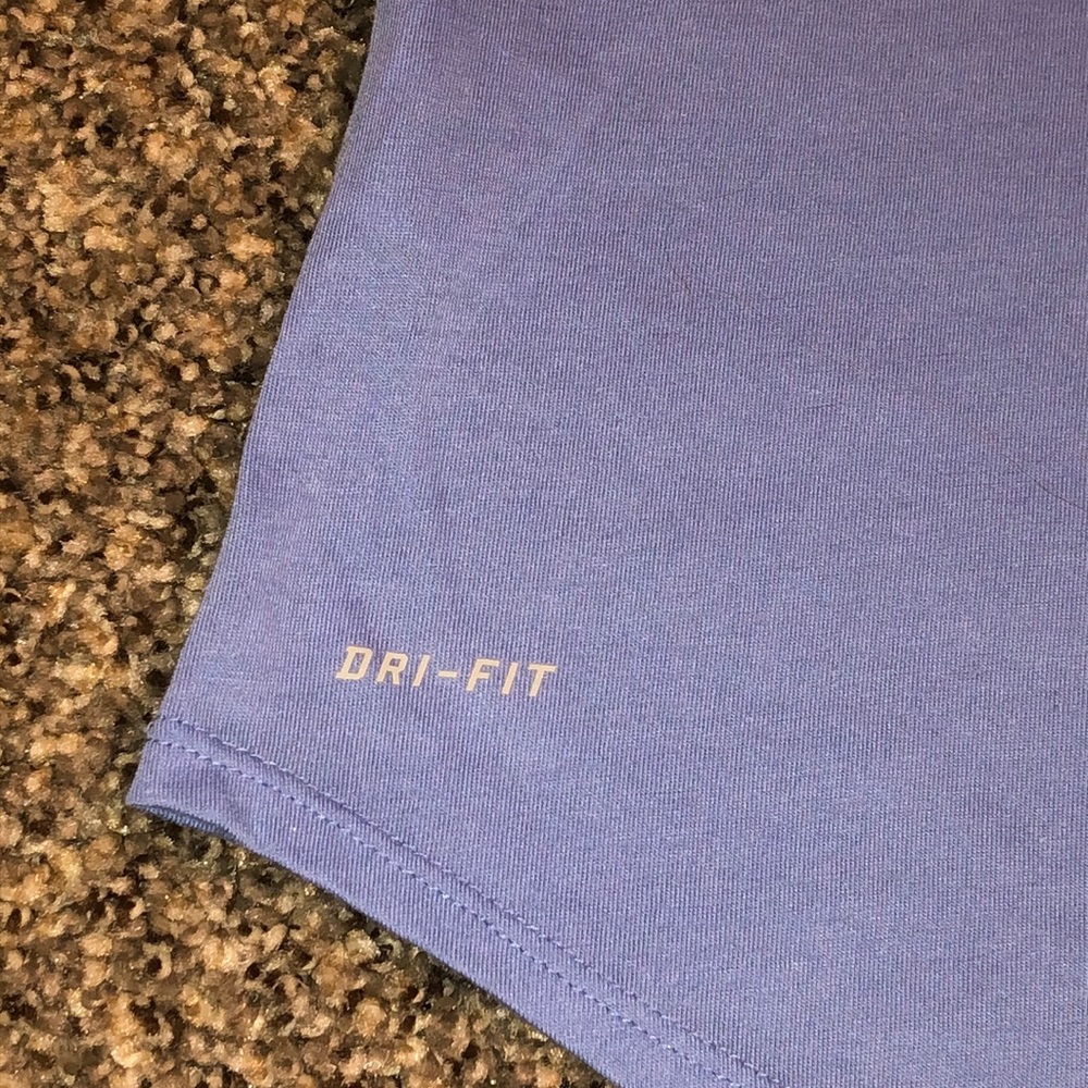 Nike Swoosh Athletic Tank Top - Picture 4 of 4